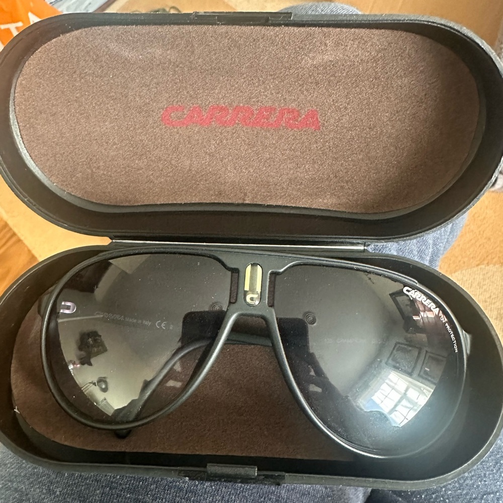Carrera Championn Sunglasses with Case